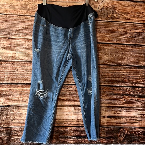 - Isabel maternity straight crop raw hem jean - Picture 2 of 8